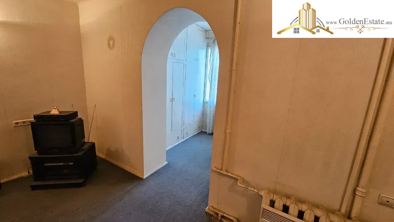 📣 Վաճառվում է 1 սենյականոց բնակարան Օրբելի եղբայրների փողոցում Արաբկիրում, 43 քմ, 1/5 հարկ, քարե շենք