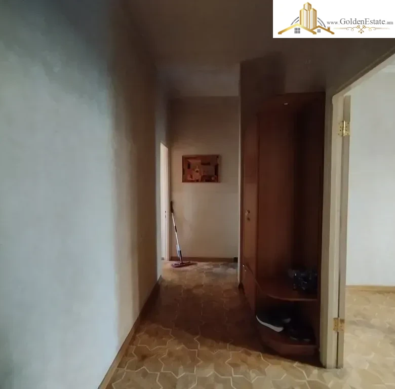 📣 Продаётся 5-комнатная квартира на улице Киевян в Арабкире, 126 м², 2 санузла, каменное здание