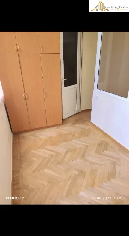 431
