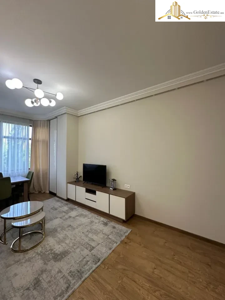 📣 Продаётся 3-комнатная квартира в новостройке на улице Ваграма Папазяна в районе Арабкир, 73 м², 6/15 этаж