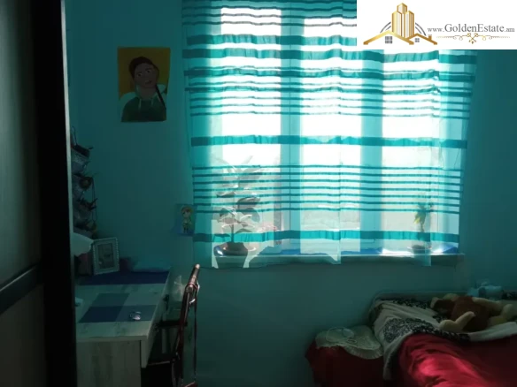 📣 Продаётся 4-комнатная квартира на улице Григора Арцруни, Арабкир, 78 кв. м, 2 санузла, каменное здание