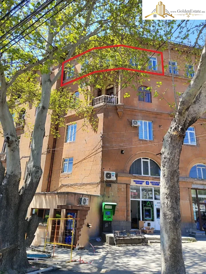 📣 Վաճառվում է 2 սենյականոց բնակարան Ադոնցի փողոցում Արաբկիրում, 49 քմ, բարձր առաստաղներ, քարե շենք