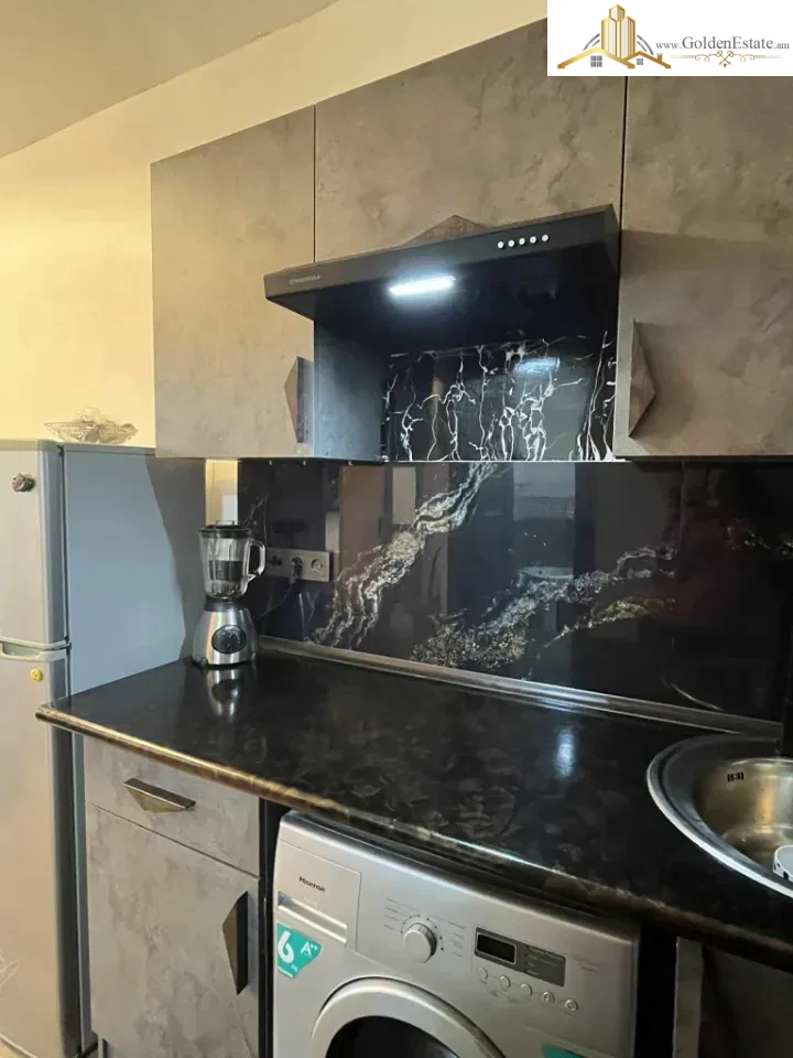 📣 Продаётся 1-комнатная квартира на улице Ширак в Шенгавите, 23 м², высокие потолки, каменный дом