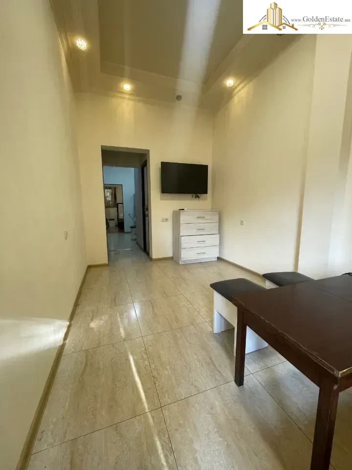 📣 Վարձով է տրվում Մեկ հարկանի քարե տուն Բելինսկու փողոցում Էրեբունիում, 50 քմ, 60 քմ հողի վրա