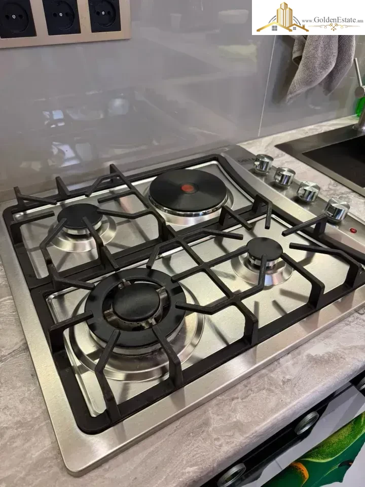 📣 Վարձով է տրվում 2 սենյականոց բնակարան Տիգրան Պետրոսյան փողոցում Դավթաշենում, 35 քմ, 2/9 հարկ, բարձր առաստաղներ