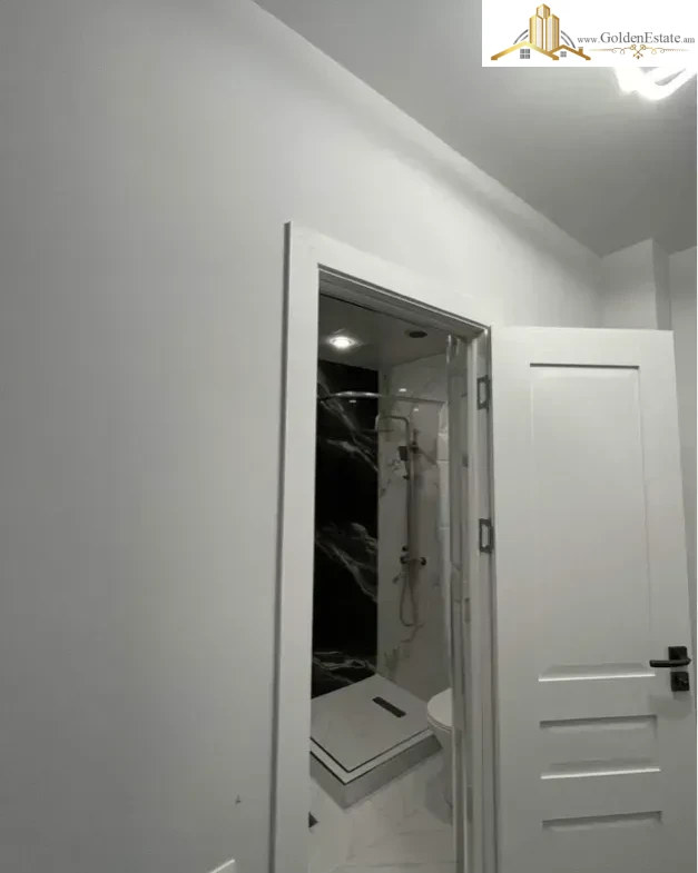 627