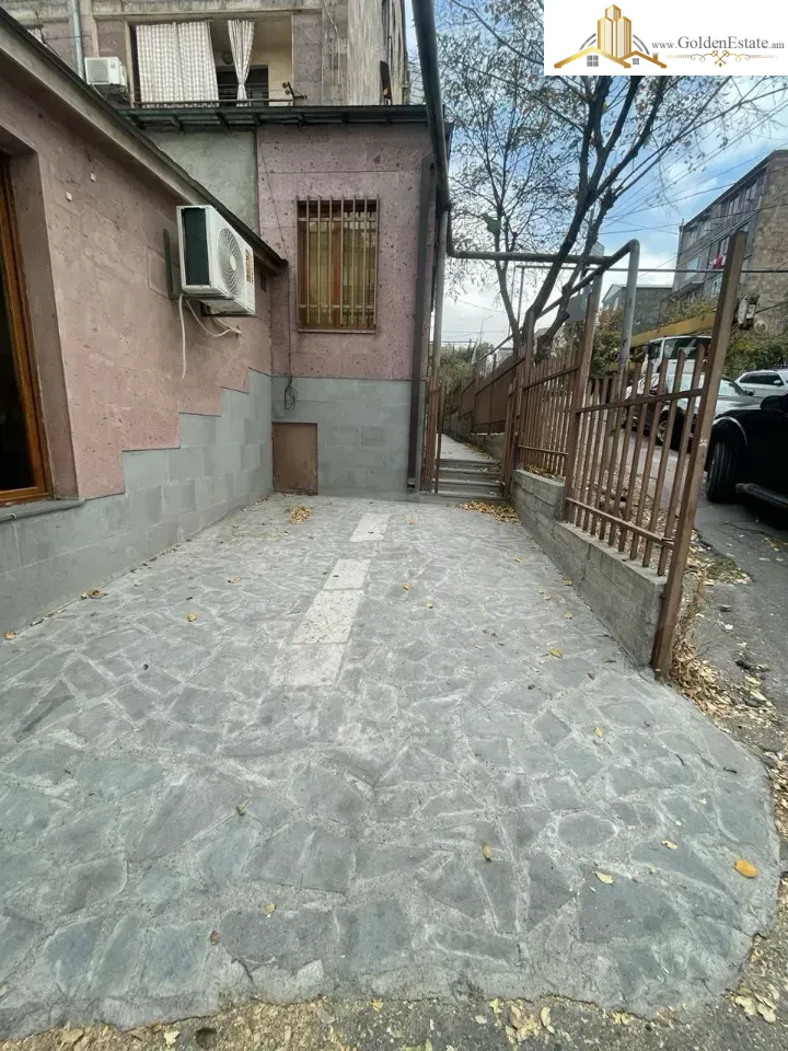 📣 Վարձով է տրվում 3 սենյականոց բնակարան Արմեն Տիգրանյանի փողոցում Քանաքեռ-Զեյթունում, 90 քմ, 1/5 հարկ, քարե շենք