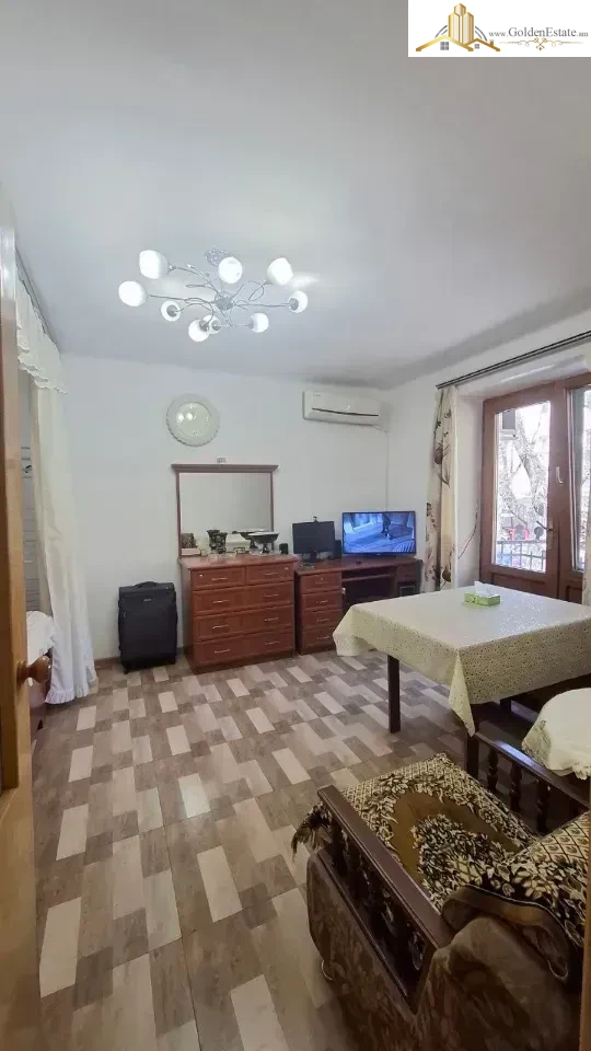 📣 Վարձով է տրվում 1 սենյականոց բնակարան Գյուլբենկյան փողոցում Արաբկիրում, 40 քմ, 2/5 հարկ, բարձր առաստաղներ, քարե շենք