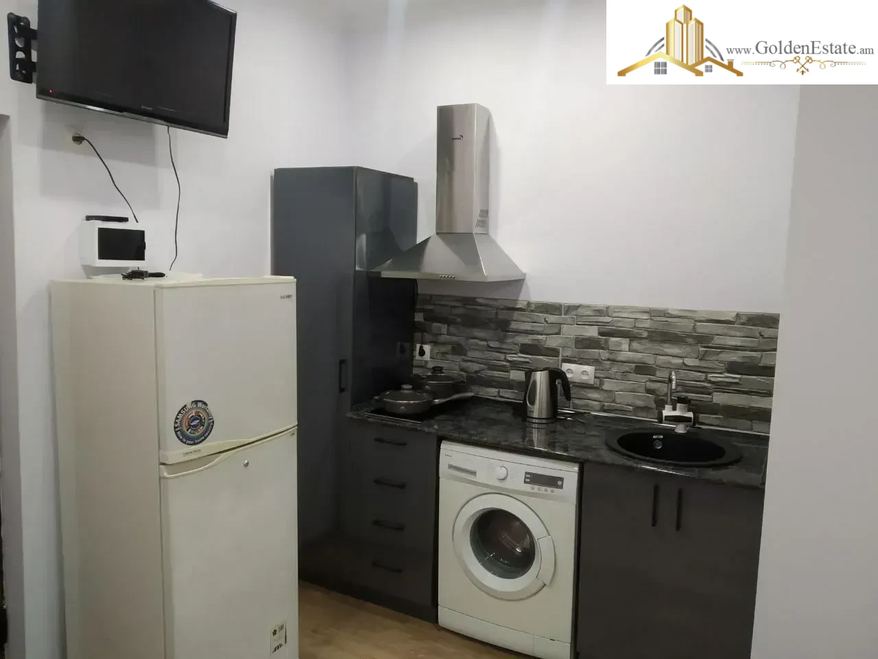 📣 Վարձով է տրվում 1 սենյականոց բնակարան Սունդուկյան փողոցում Արաբկիրում, 20 քմ, 1/12 հարկ
