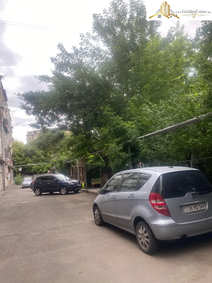 📣 Վաճառվում է 2 սենյականոց բնակարան Տիգրան Մեծի պողոտայում կենտրոնում, 55 քմ, 2/5 հարկ, քարե շենք