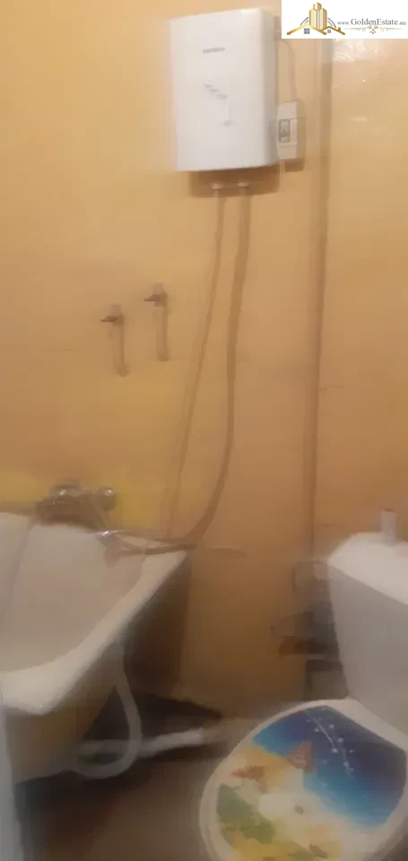 1 room apartment on Komitas Avenue in Arabkir, 36 sq.m., second to last floor, stone building