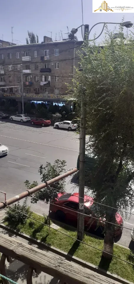 1 room apartment on Komitas Avenue in Arabkir, 36 sq.m., second to last floor, stone building