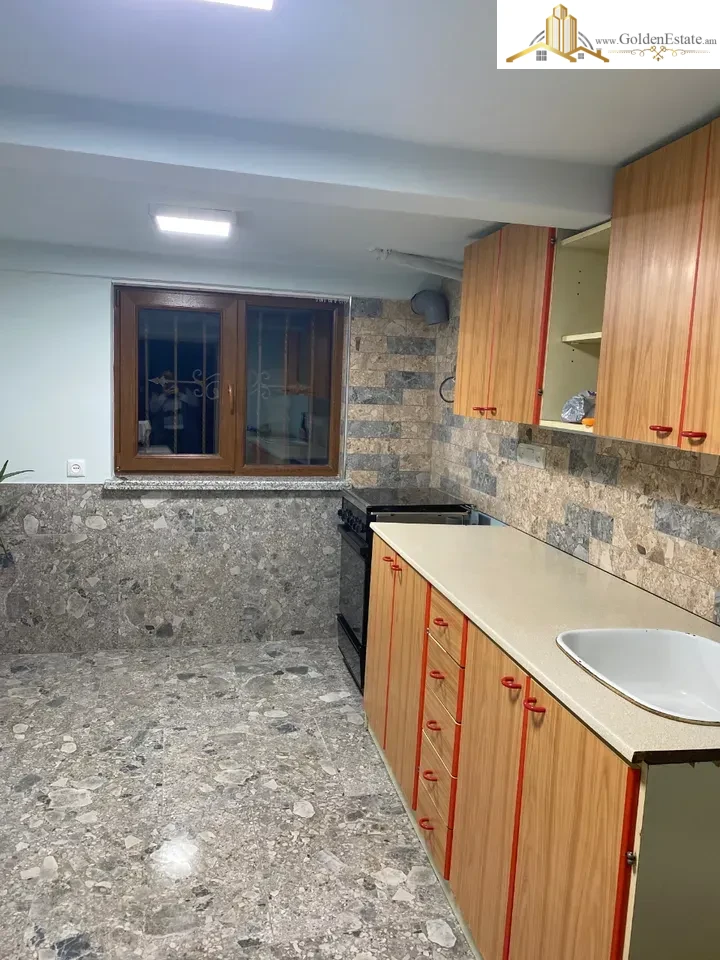 📣 Վարձով է տրվում Գրասենյակային տարածք, Ուլնեցի - Ռուբինյանց ավտոճանապարհ Քանաքեռ-Զեյթունում, 100 քմ