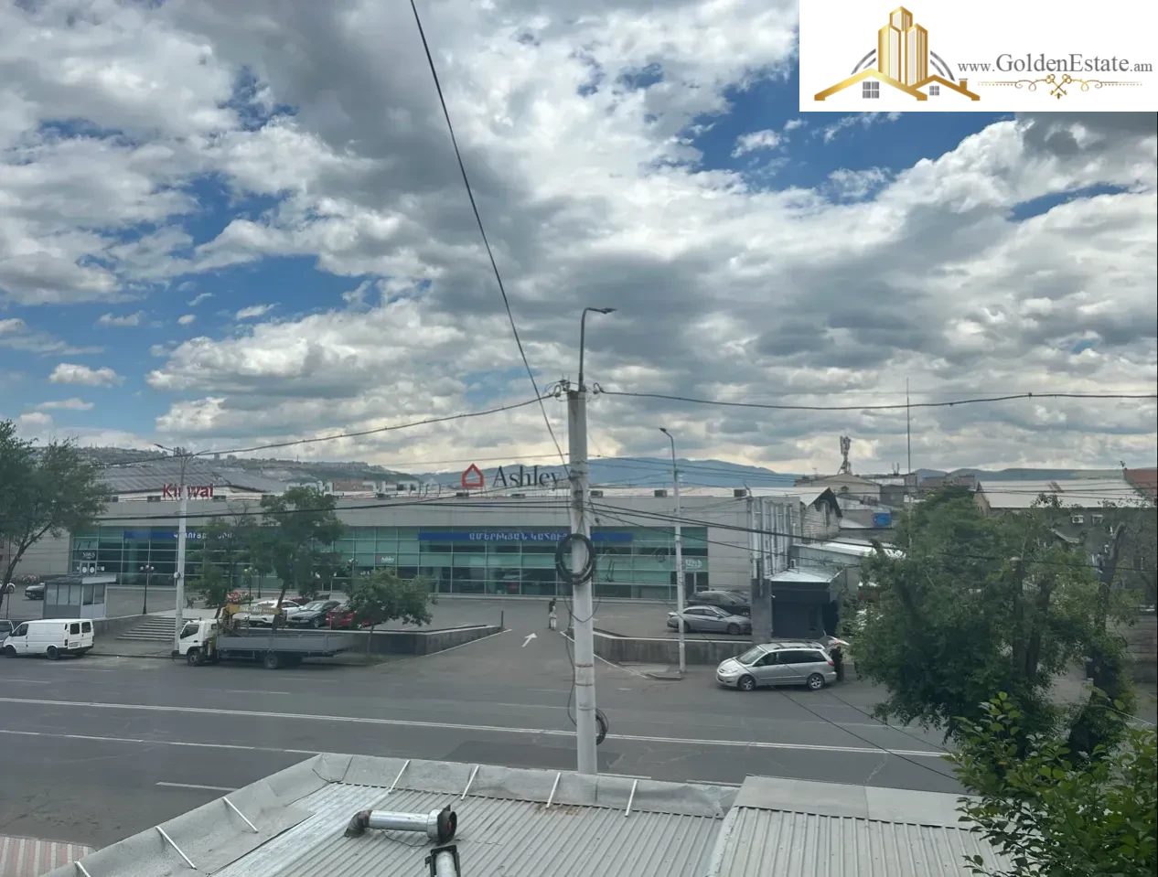 📣 Վաճառվում է 2 սենյականոց բնակարան Արցախի պողոտայում Էրեբունիում, 38 քմ, 3/5 հարկ, քարե շենք