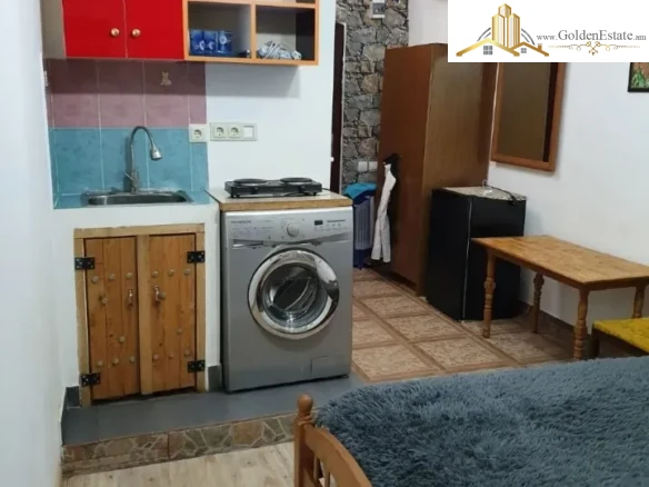 📣 Վաճառվում է 1 սենյականոց բնակարան Մոլդովական փողոցում Նոր Նորքում, 17 քմ, 6/8 հարկ, քարե շենք