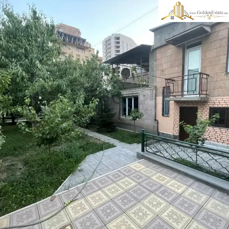 📣 یک خانه سنگی دو طبقه برای اجاره در خیابان الن بوزاند، در عربگیر، 63 مترمربع، بر روی 300 مترمربع زمین