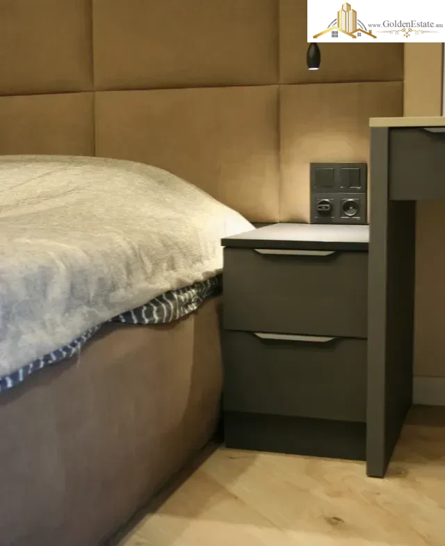 640