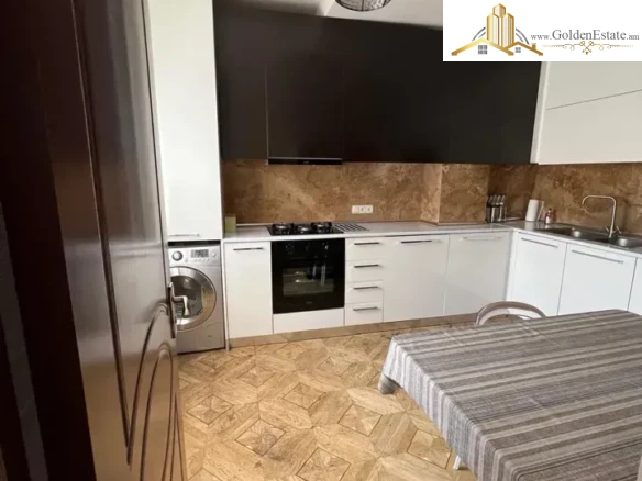 📣 For sale: A spacious 3-room apartment on Azatutyun 2nd Lane in Arabkir, 166 sq m, 2/9 floor