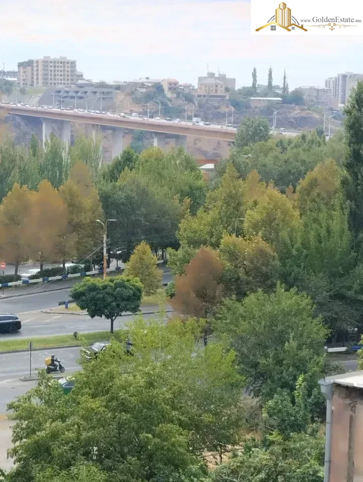 📣 Վաճառվում է 2 սենյականոց բնակարան Դավթաշեն 3-րդ թաղամասում Դավթաշենում, 40 քմ, բարձր առաստաղներ