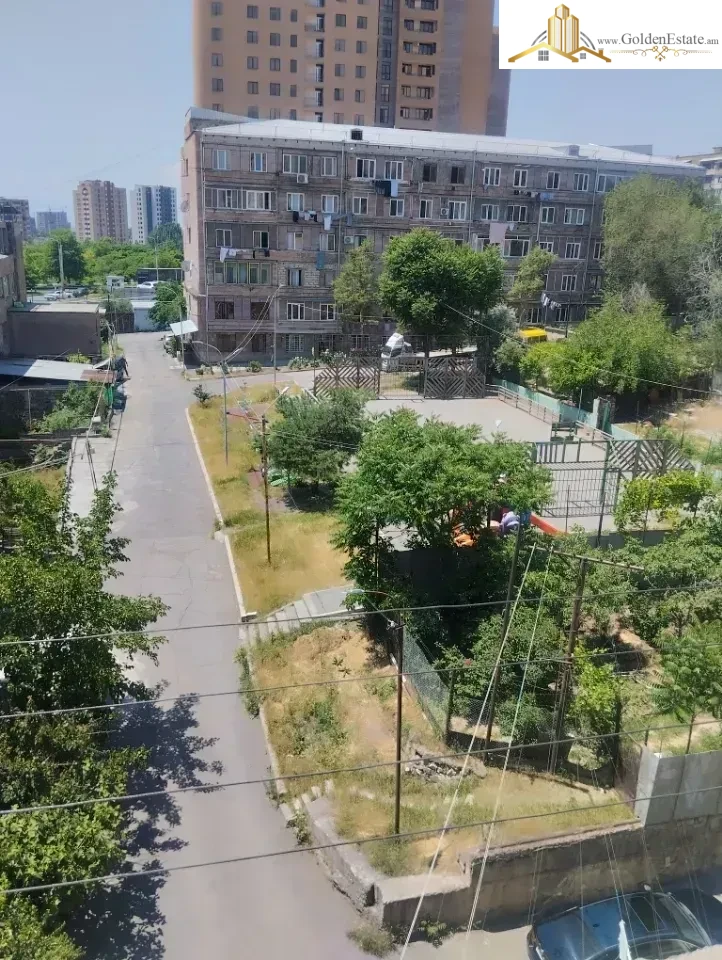 📣 Վաճառվում է 2 սենյականոց բնակարան Դավթաշեն 3-րդ թաղամասում Դավթաշենում, 40 քմ, բարձր առաստաղներ