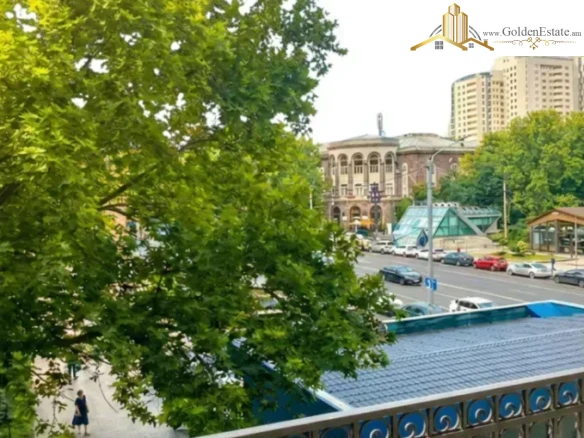 📣 Վարձով է տրվում 2 սենյականոց բնակարան Մաշտոցի պողոտայում կենտրոնում, 42 քմ, 3/9 հարկ