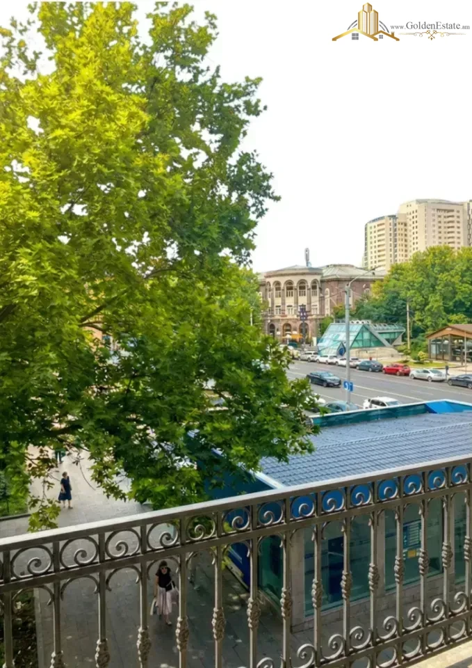 📣 Վարձով է տրվում 2 սենյականոց բնակարան Մաշտոցի պողոտայում կենտրոնում, 42 քմ, 3/9 հարկ