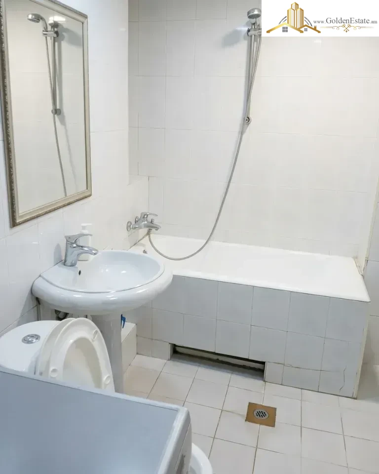 3 room apartment on Pushkin Street in the center, 85 sq.m., 3/9 floor, high ceilings