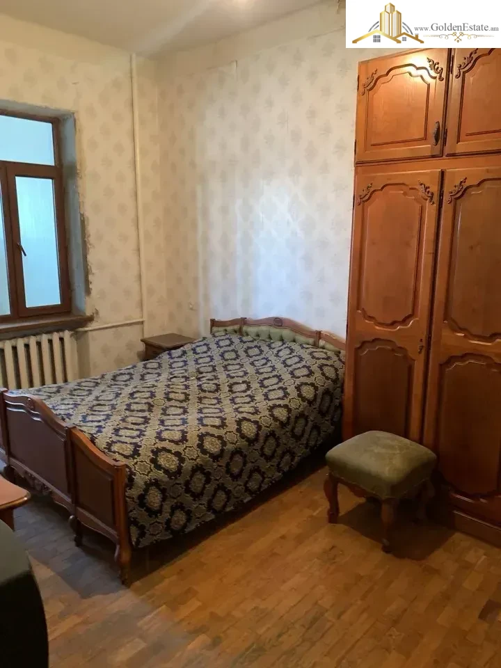 📣 Վարձով է տրվում 4 սենյականոց բնակարան Լեոյի փողոցում կենտրոնում, 100 քմ, բարձր առաստաղներ, քարե շենք