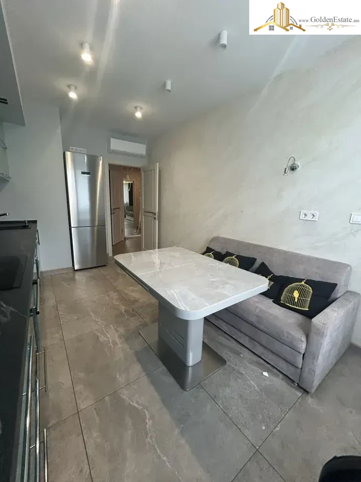 2 room apartment in a new building on Rostom Street in the center, 70 sq.m., 5/15 floor