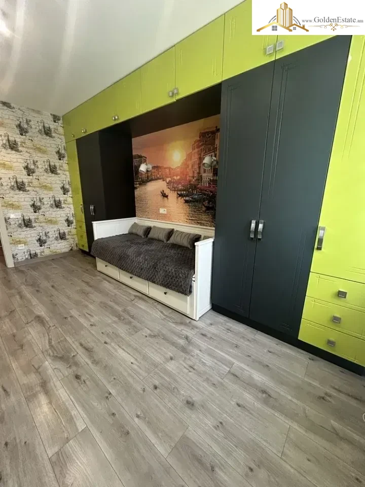 2 room apartment in a new building on Rostom Street in the center, 70 sq.m., 5/15 floor