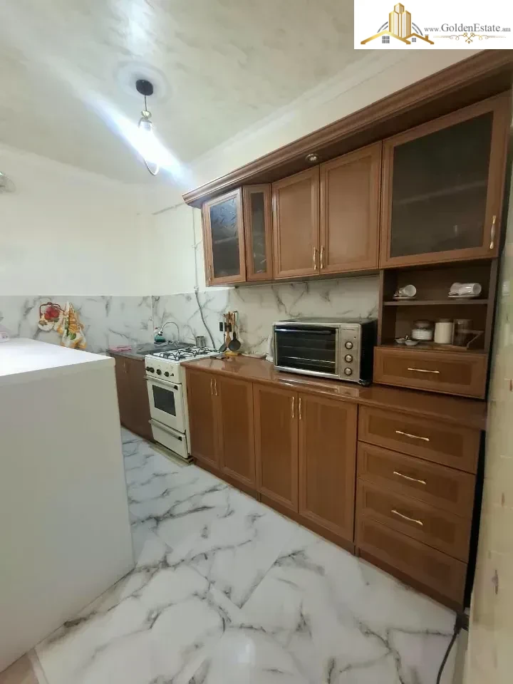 📣 Վարձով է տրվում 3 սենյականոց բնակարան Արտեմ Միկոյան փողոցում Նոր Նորքում, 50 քմ, քարե շենք