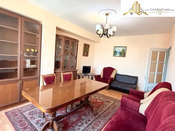 2 room apartment on Khorenatsi Street in the center, 65 sq.m., 14/16 floor, high ceilings