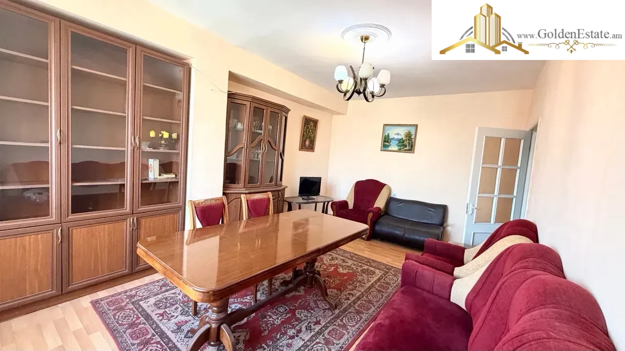 2 room apartment on Khorenatsi Street in the center, 65 sq.m., 14/16 floor, high ceilings