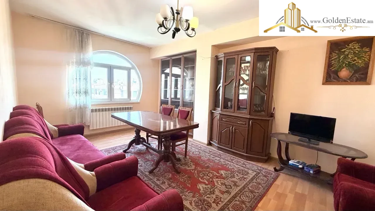 2 room apartment on Khorenatsi Street in the center, 65 sq.m., 14/16 floor, high ceilings