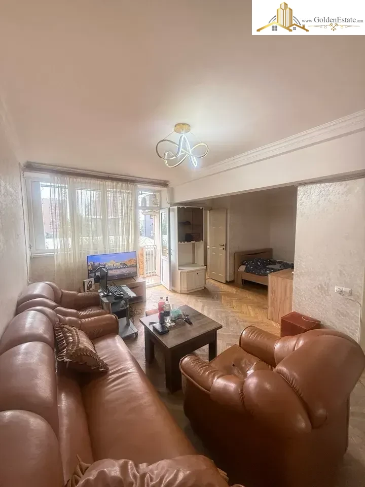 1 room apartment on Pap Tagavor Street in the center, 40 sq.m., 5/11 floor
