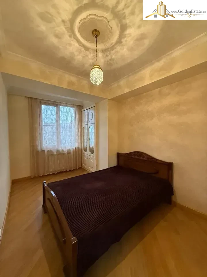 2 room apartment on Hanrapetutyan Street in the center, 45 sq.m., 5/9 floor