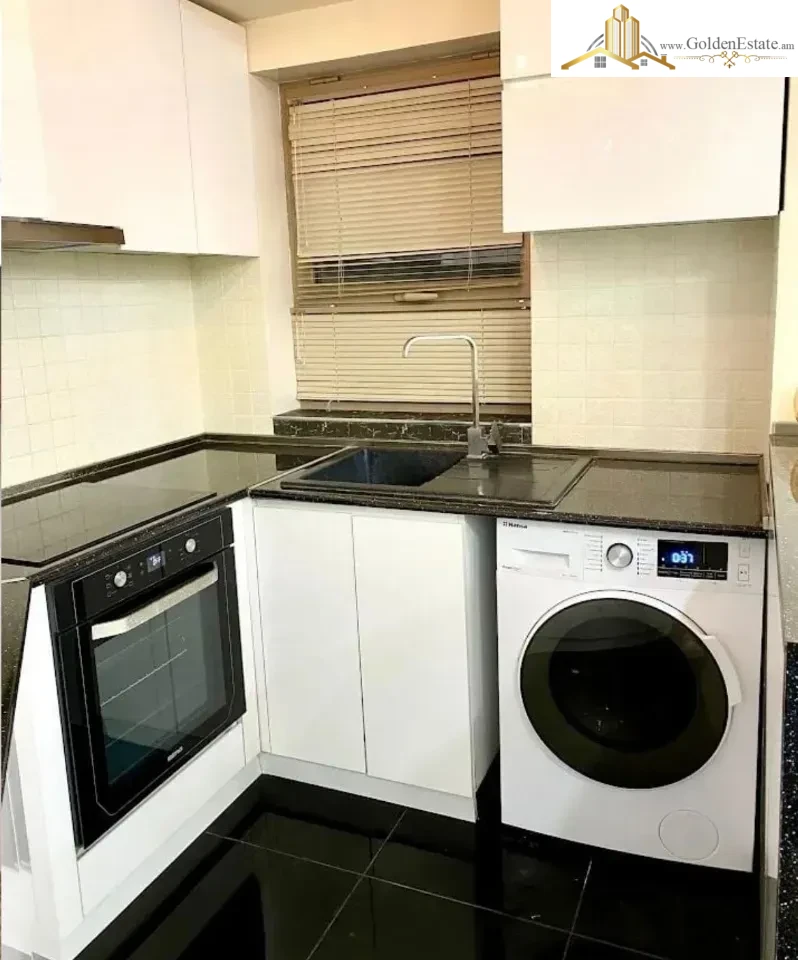 2 room apartment in a new building on Saryan Street in the center, 46 sq.m., 3/16 floor