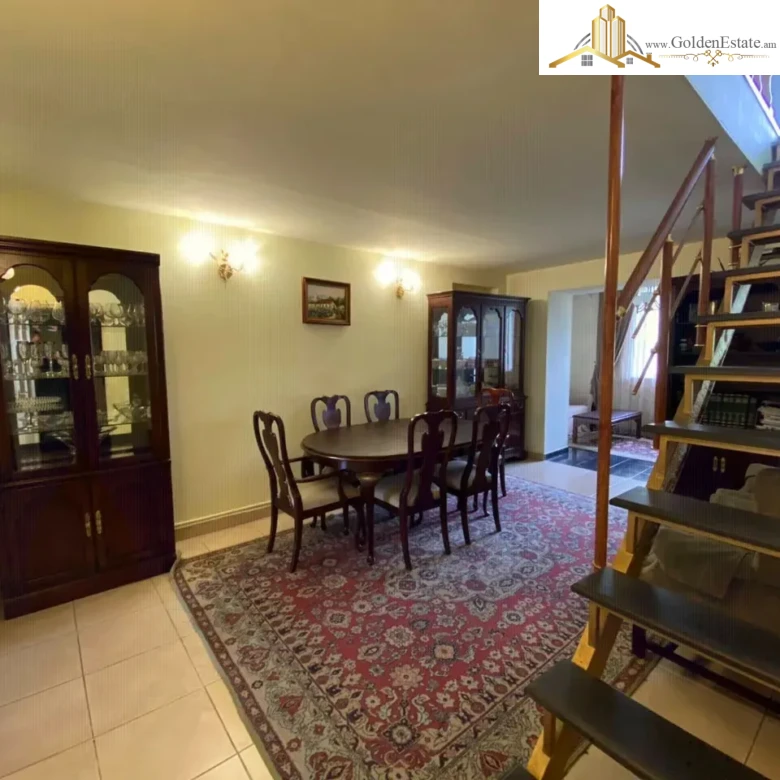 📣 For sale: a 5-room apartment on Vaghars... Street in Arabkir, 131 m², 2 bathrooms, a stone building