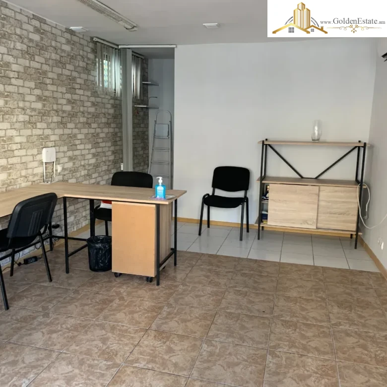 📣 For rent is available a multifunctional property on Charenț Street in the city center, 23 sq m
