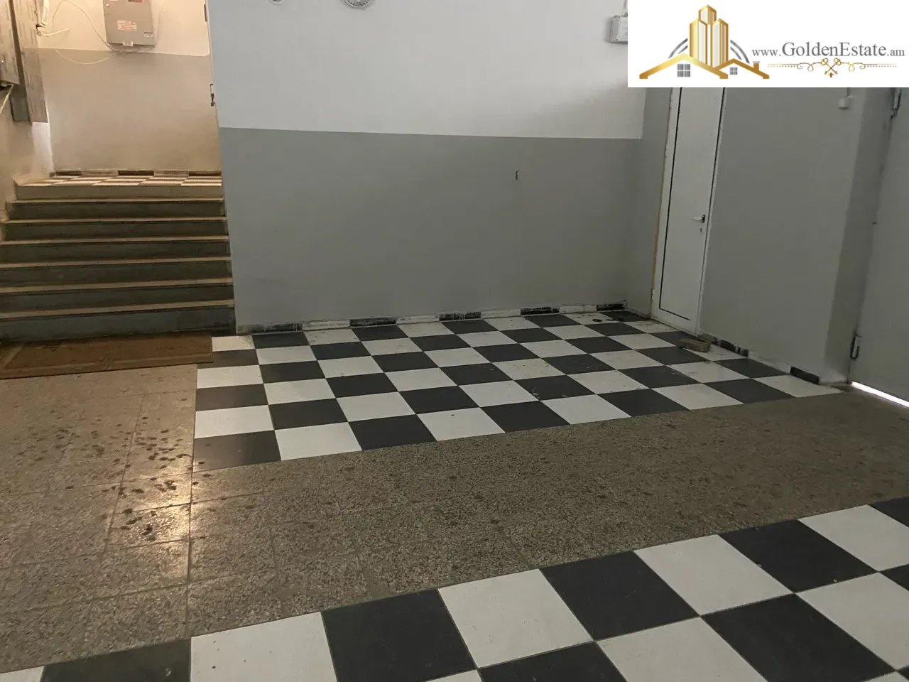 2 room apartment on Ghazar Parpetsi Street in the center, 45 sq.m., second to last floor
