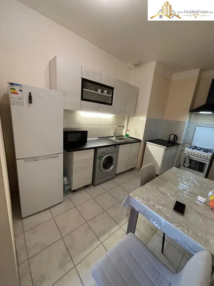 2 room apartment on Ghazar Parpetsi Street in the center, 45 sq.m., second to last floor