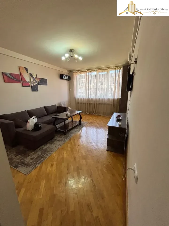 2 room apartment on Ghazar Parpetsi Street in the center, 45 sq.m., second to last floor