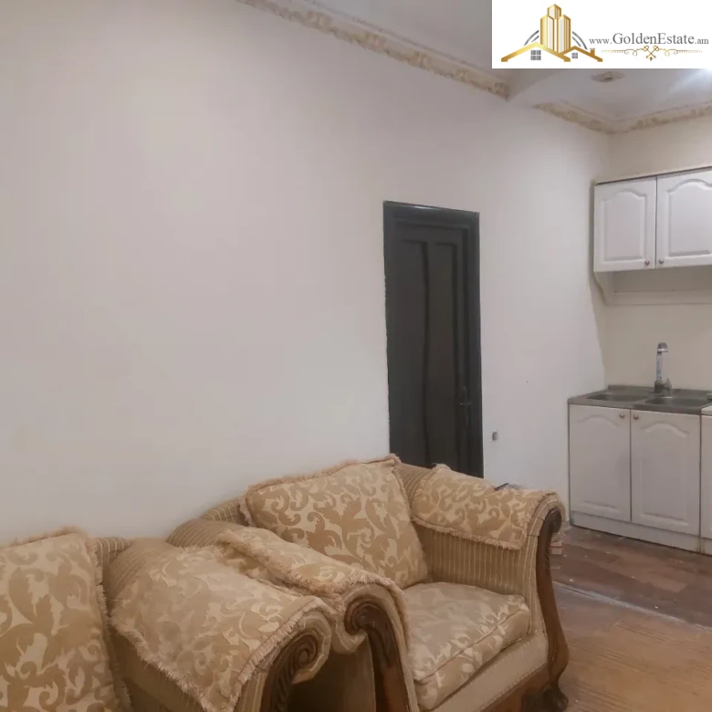 Single story stone house, բնակելի համալիր Կոմիտաս Պարկ in Arabkir, 36 sq.m., on a 10 sq.m. land