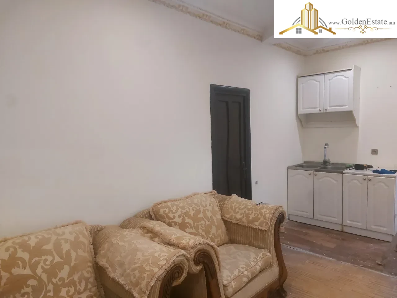 Single story stone house, բնակելի համալիր Կոմիտաս Պարկ in Arabkir, 36 sq.m., on a 10 sq.m. land